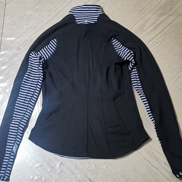 Lululemon Run: U-Turn Pullover *Reversible - Picture 3 of 16